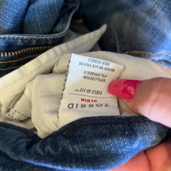 TORRID Women's Blue Cropped Wide-Leg Jeans - Picture 5 of 8